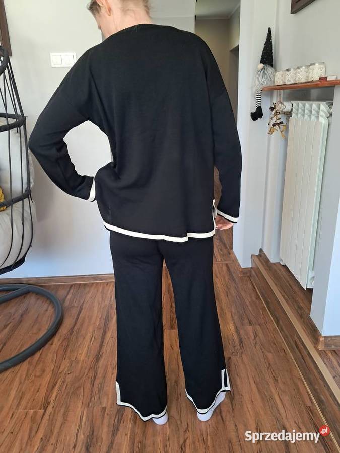 nowy czarny komplet rozamiar S brak metki świętokrzyskie