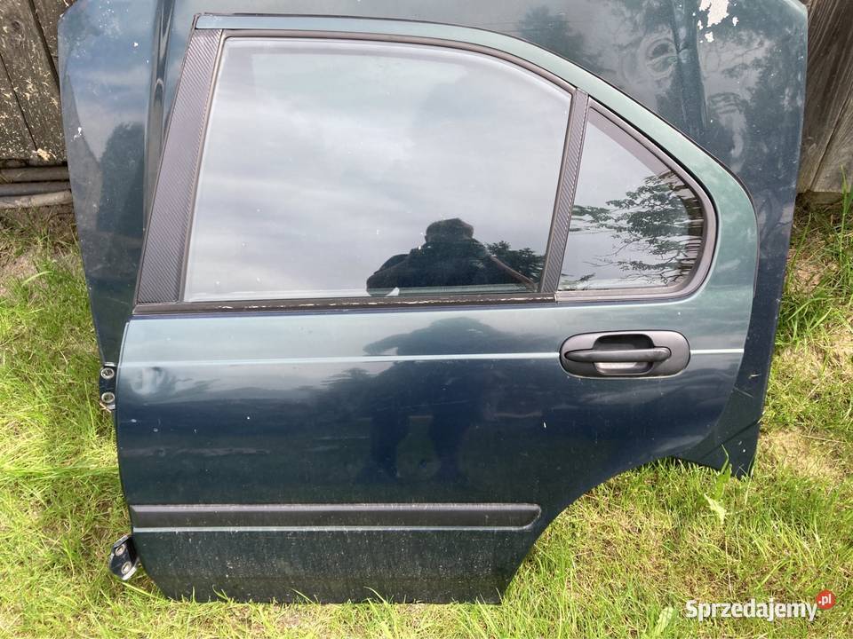 Lewe tylnie drzwi Honda civic VI Przebieczany sprzedam