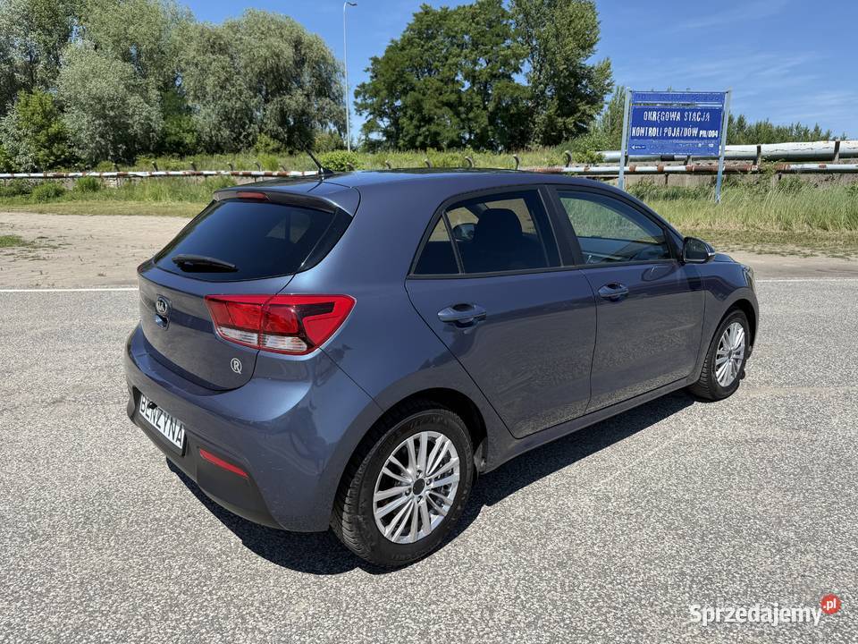 Kia Rio 125 BENZYNA Klimatronik Nawigacja Kamera Rio Konin sprzedam