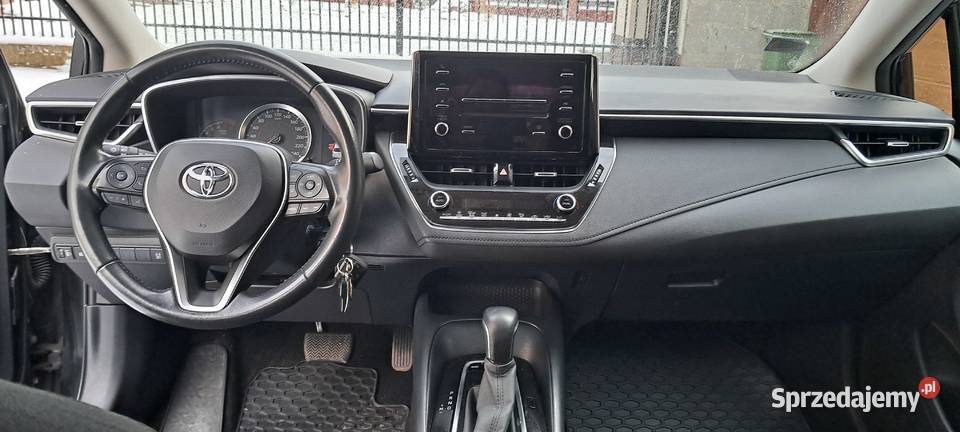Toyota Corolla 16 benzyna automat serwisowana Corolla sprzedam