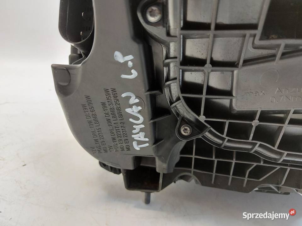Porsche Taycan GTS 9J1 2023r Lampa reflektor