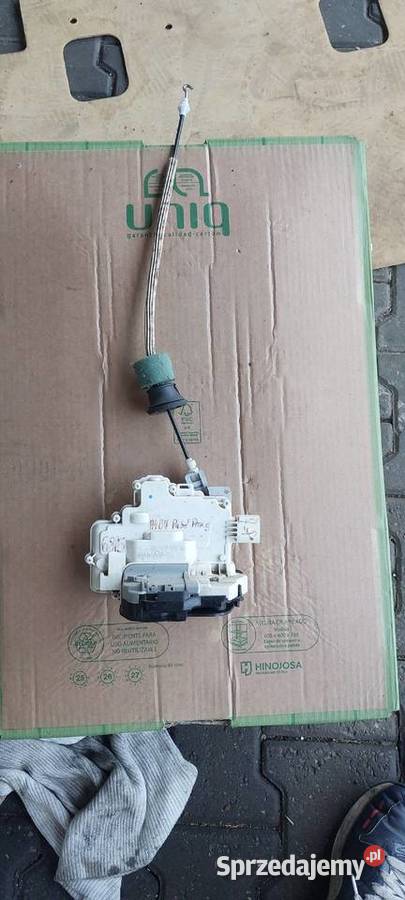 Zamek drzwi prawy przód AUDI A4 B7 7PIN Szczecin