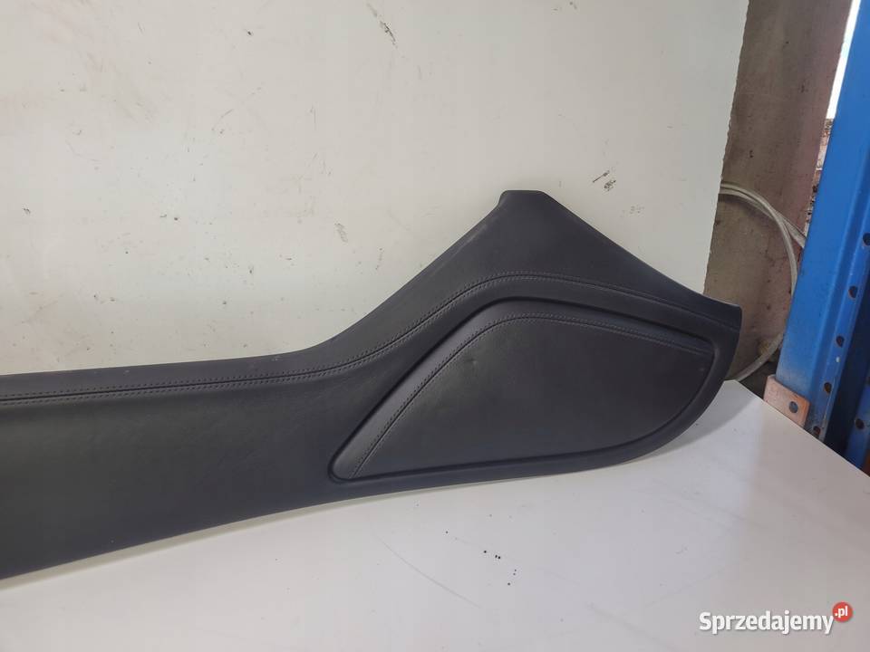OSŁONA TUNELU ŚRODKOWEGO AUDI A8 D4 4H1863304C Osłony i zaślepki Przystajń