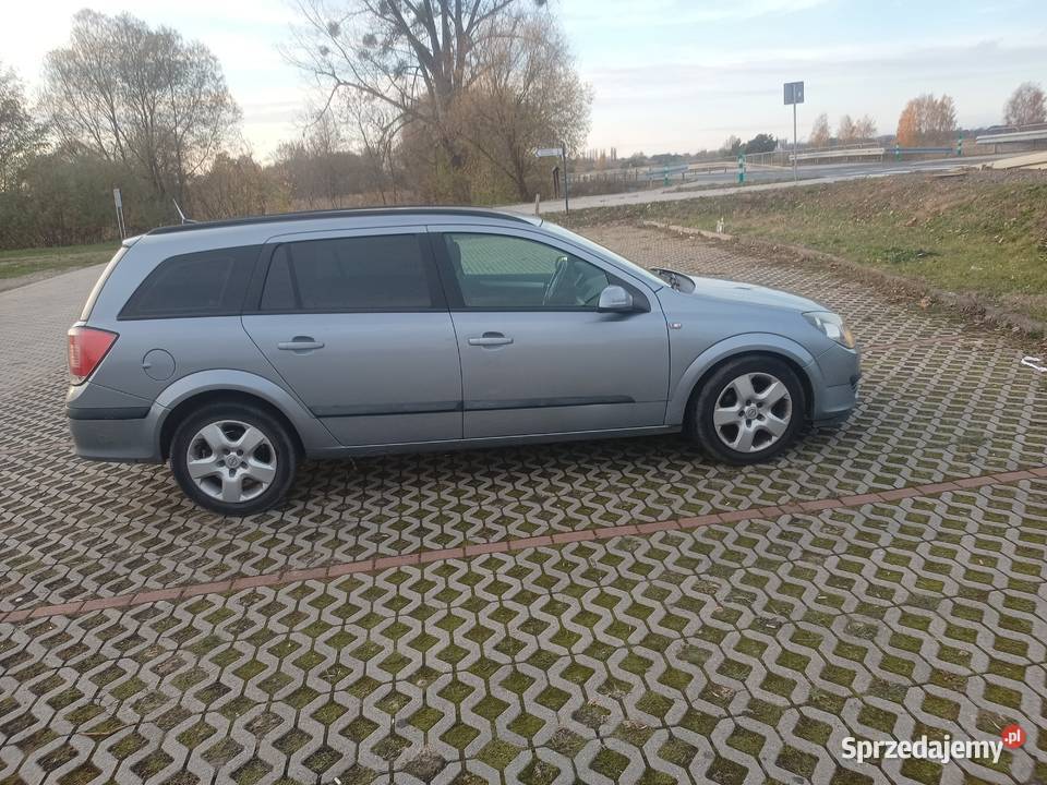 Opel Astra H 16 benzyna 2004 Warta