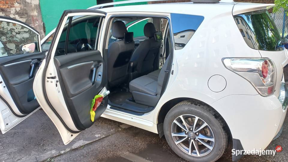 Piękna biała versalka odtwarzacz DVD śląskie Świętochłowice