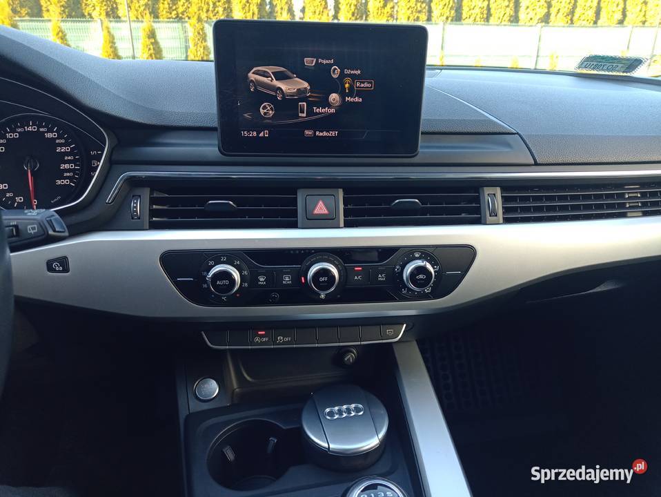 Sprzedam zadbane Audi A4 B9 Avant salon nowe światła przeciwmgielne podlaskie