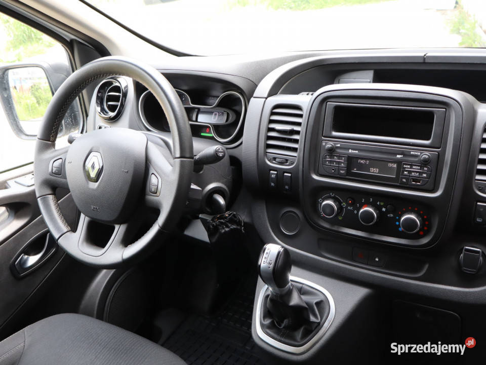 Renault Trafic 20 dCi elektryczne lusterka sprzedam