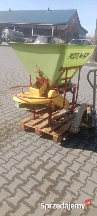 Rozsiewacz motyl mazowieckie Ciepielewo