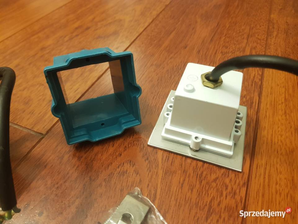 Oprawa Lampa Schodowa Wpuszczana LED 230V Na Warszawa sprzedam