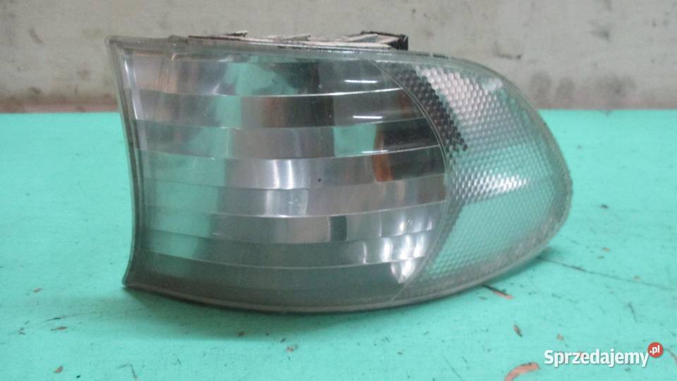 BMW E38 LIFT 01r kierunkowskaz lewy 8387631 świętokrzyskie sprzedam