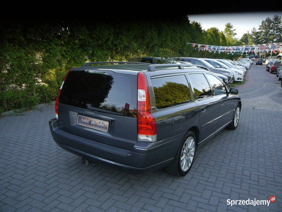 Volvo V70 25b 180tkm Skóra Stan b bezwypadkowy VAT marża Częstochowa