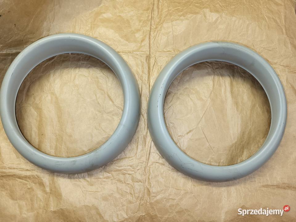 Trabant 601 11 Nowe ramki lamp reflektorów Piaseczno sprzedam