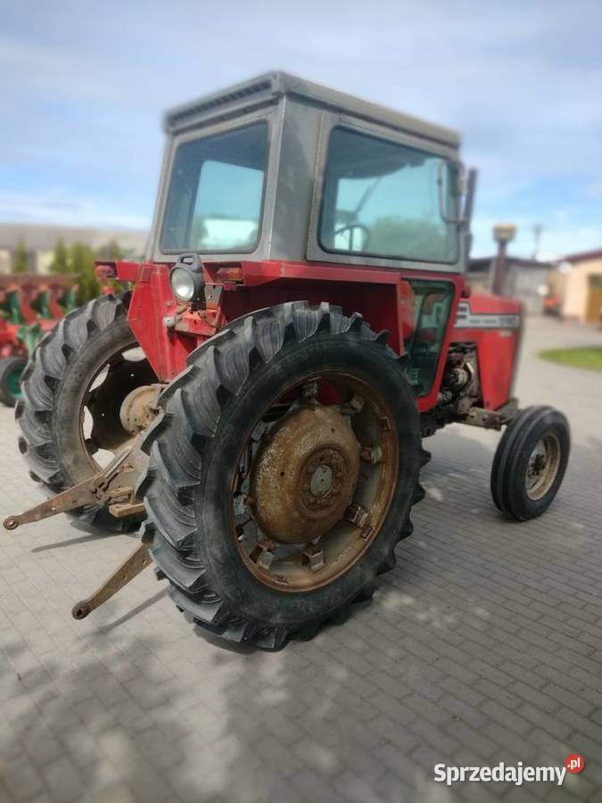 Ciągnik rolniczy Massey Ferguson 590 sprowadzony Sośno