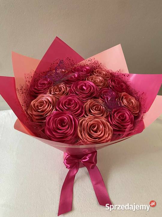 Bukiet 17 róż ze wstążki handmade sprzedam