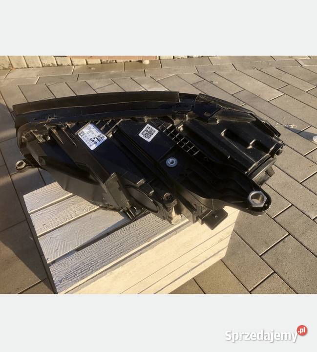 Lampa prawa z Mercedes Benz w167 suv Krzyżanowice