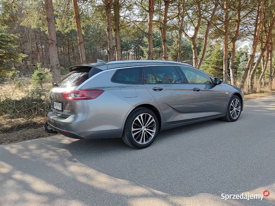 Opel insigniaastra sports tourer 20 170 z 2017r Ćmielów