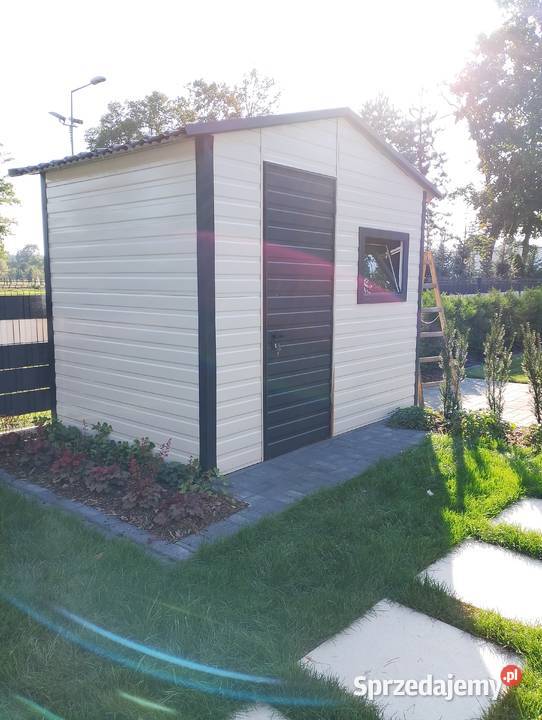 Mały Biały Garaż Blaszany Na narzędzia Garaże Turek