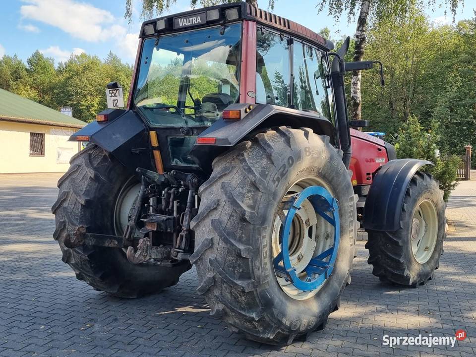 Valtra 8350 Valmet 8300 Sisu 6100 MF 6465 Fendt mazowieckie Laskowiec sprzedam