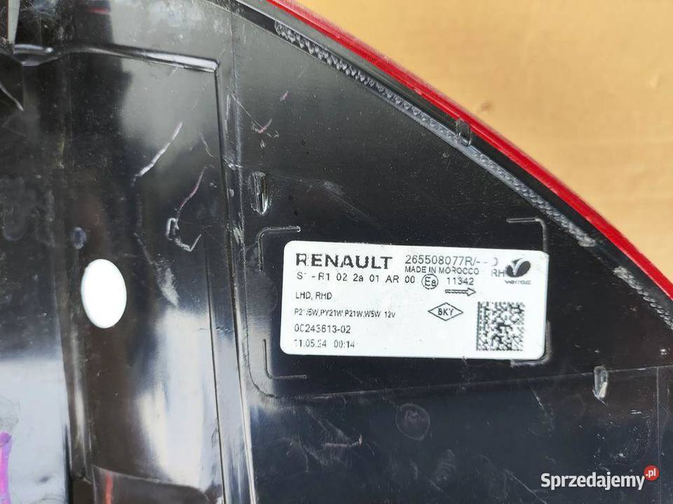 DACIA SANDERO III 20 LAMPA PRAWA TYŁ Lampy przednie sprzedam