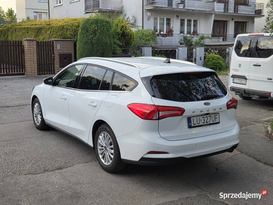 Piękny Ford Focus 2021 nadwozie kombi automat nieuszkodzony