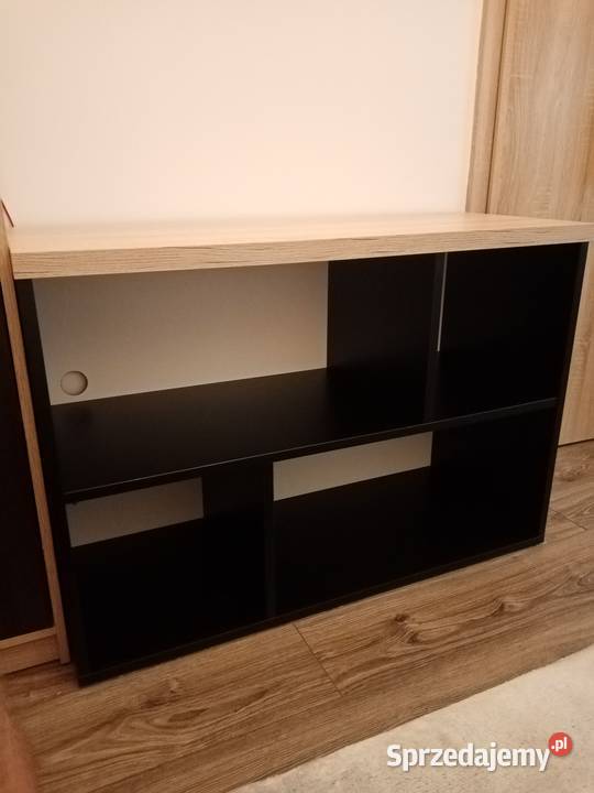 Stolik RTV Stoliki, uchwyty i półki