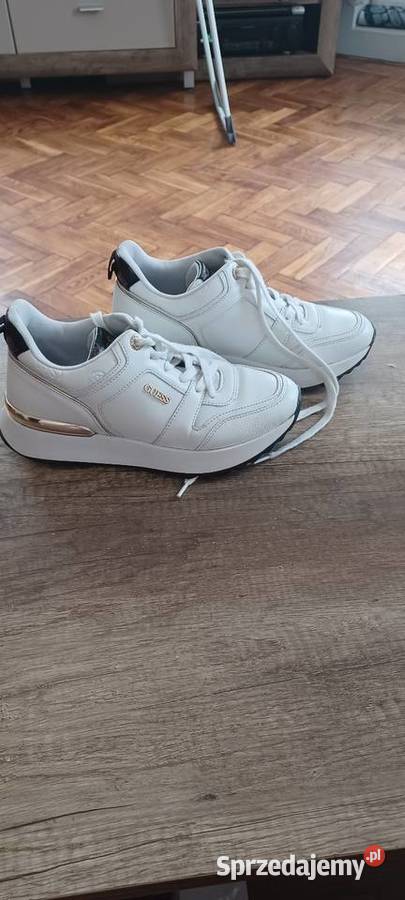 Adidasy GUESS KADDY Łódź
