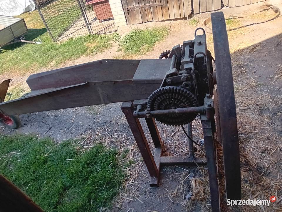 Sieczkarnia Rolnictwo Orzelec Duży sprzedam