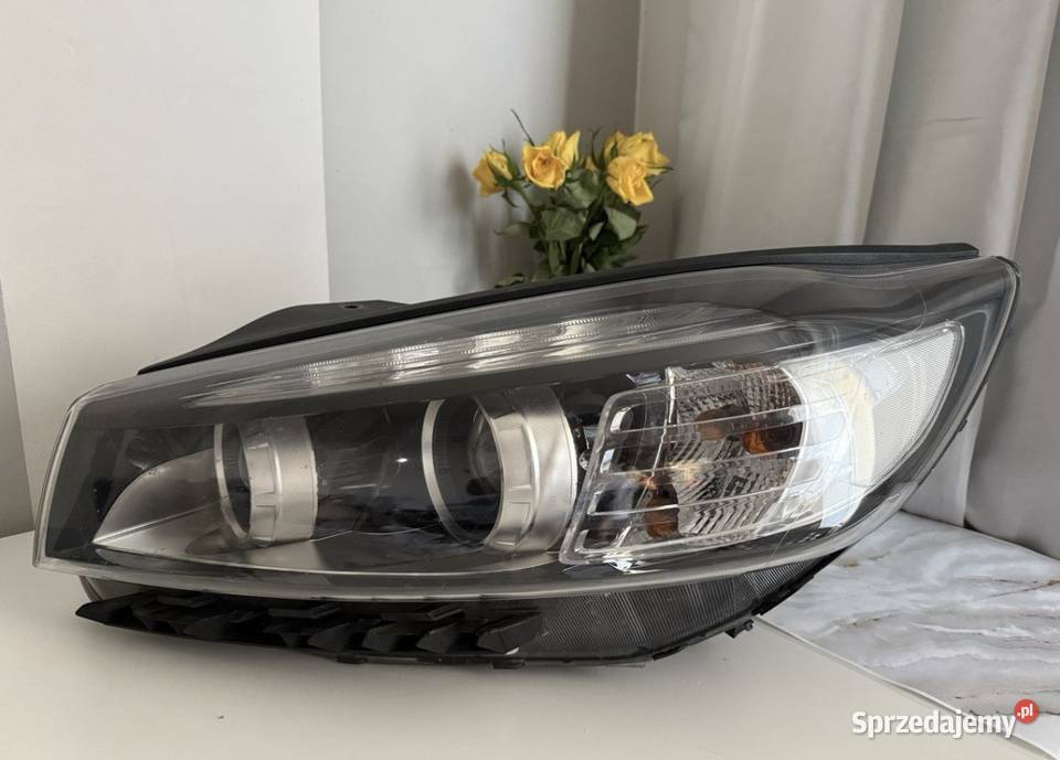 LAMPA LEWA KIA SORENTO III XENON 92101C5200 osobowe Warszawa