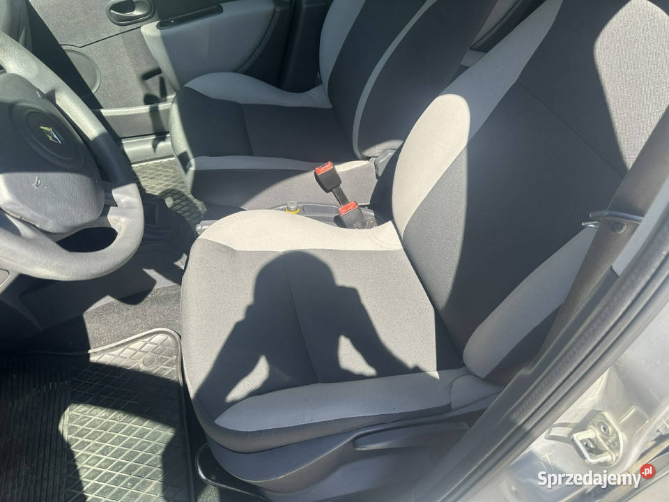 Renault Clio BEZWYPADKOWE Niski oryginalny gniazdo USB Poznań