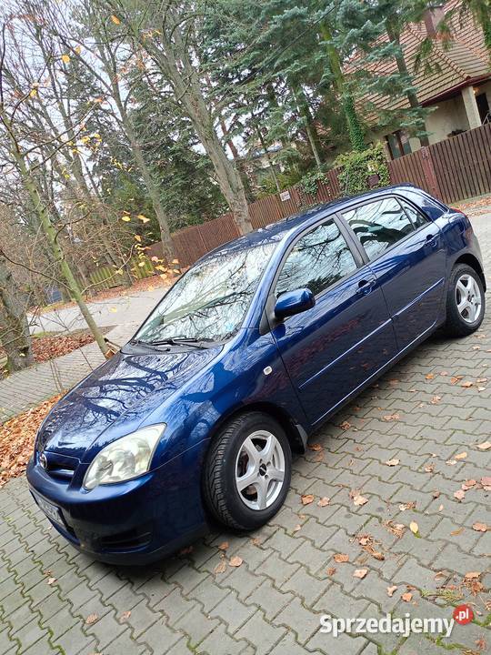 Toyota Corolla super stan mały przebieg nieuszkodzony sprzedam
