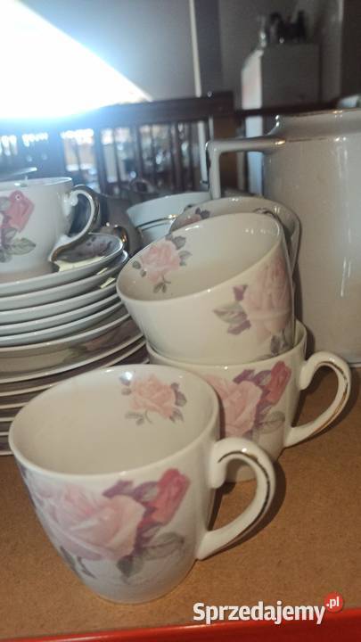 Filiżanki z 2 talerzykami KPM Róża subtelna Porcelana i szkło Gdańsk