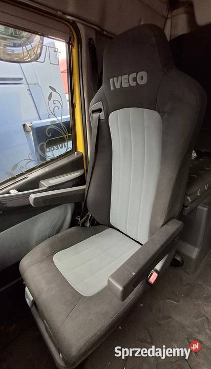 IVECO STRALIS FOTEL PASAŻERA PNEUMATYCZNY PRAWY Bieleń