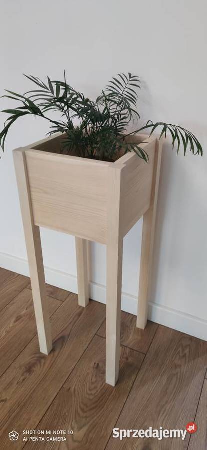 Kwietnik drewniany stojak na kwiaty Zduńska Wola