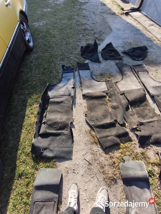 Fiat 126p wykładziny Pozostałe sprzedam