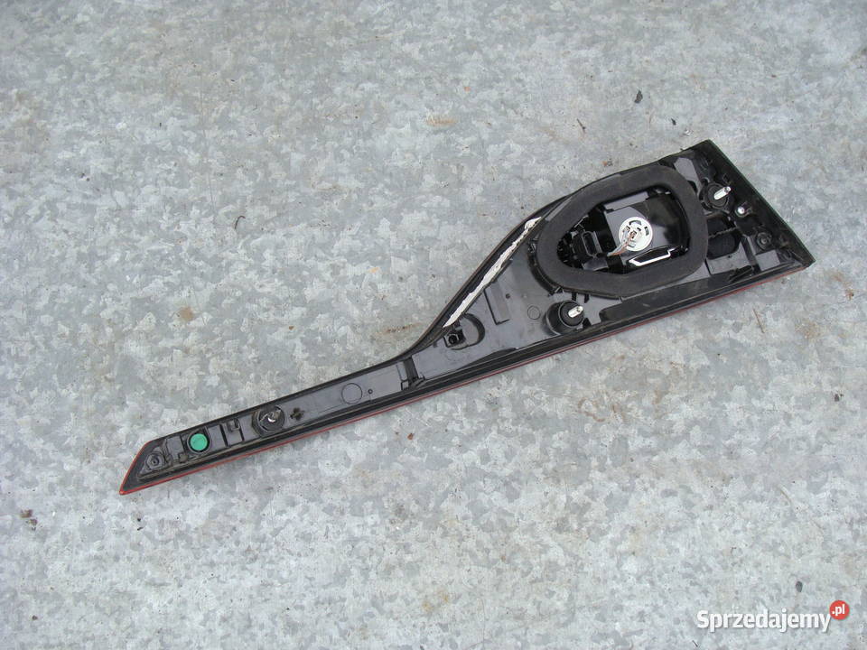 LAMPA TYLNA PRAWA RENAULT MEGANE IV SEDAN osobowe Goleniów