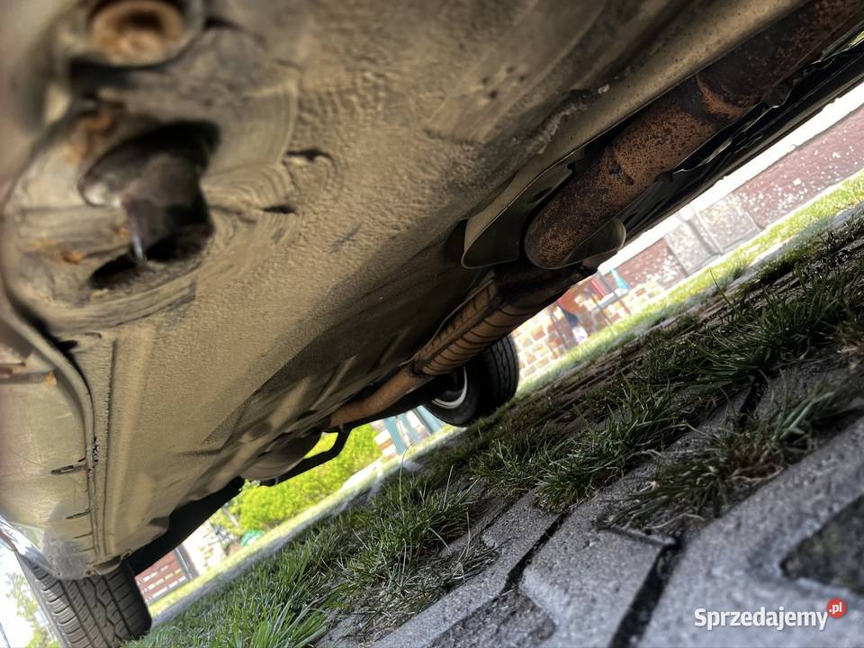 Mercedes 190 ładny stan rzadki środek gruby centralny zamek Szamotuły