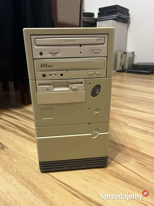 Zabytkowy komputer PC AT Pentium 100MHz Klasy Pentium III i słabsze Komputery stacjonarne Brzana