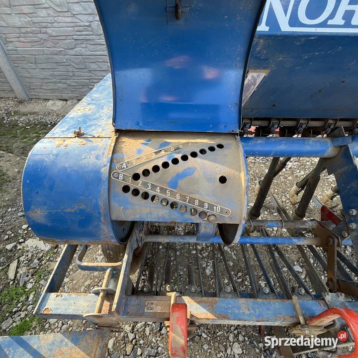 Siewnik Nordsten LiftoMatic 225m 19 Lejków Łagów