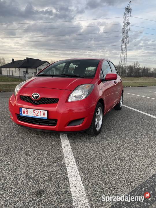 Toyota Yaris 133 niski przebieg Polski salon 95000km