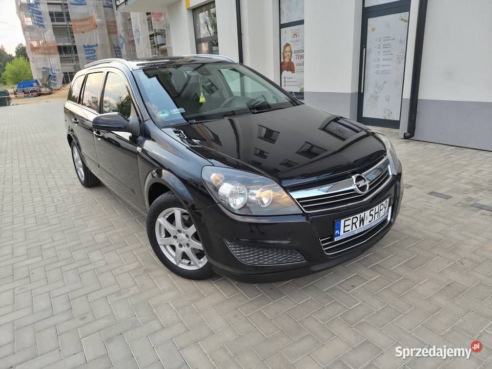 Opel Astra H Lift16 Benzyna stanBez grama Radomsko