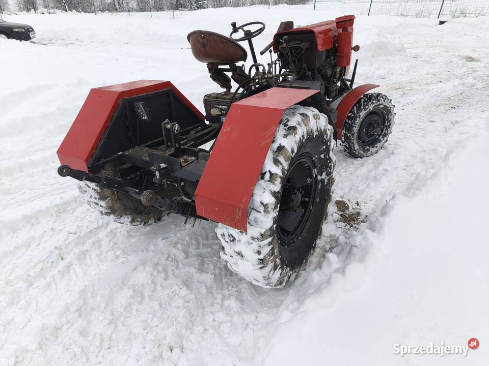 Sprzedam traktor sam z przyczepą Poronin