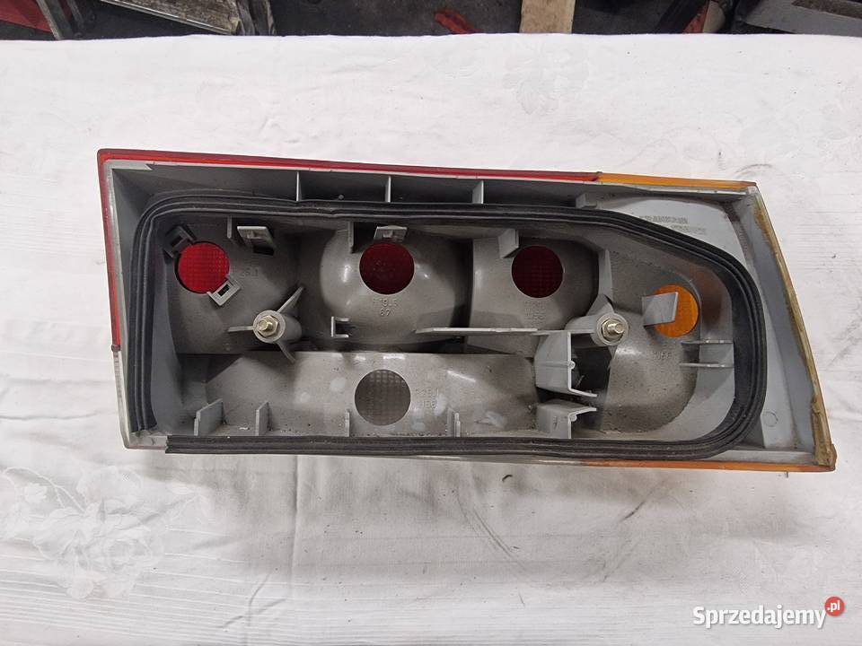 Peugeot 505 lampa tył lewa Koszalin