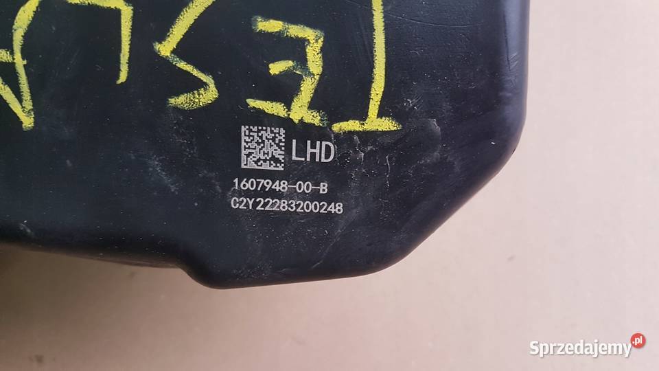 ZBIORNIK SPRYSKIWACZY TESLA MODEL Y 160794800B osobowe