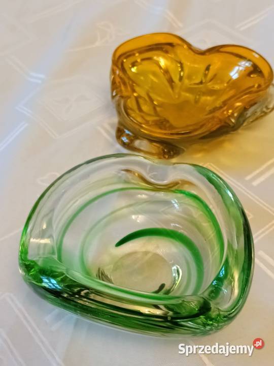 Komplet ładnych popielniczek Gliwice