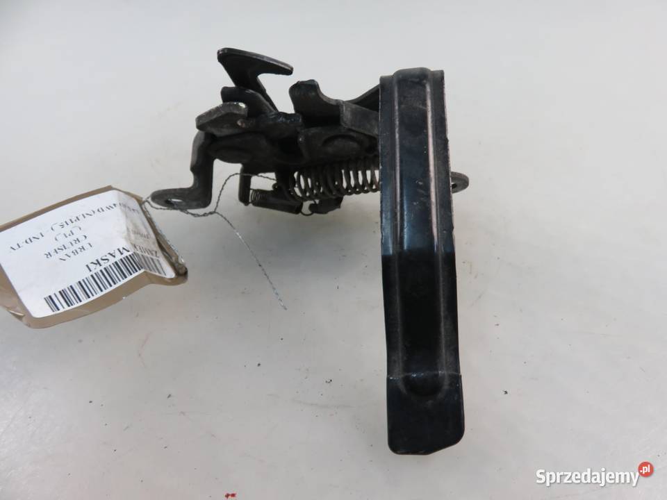 ZAMEK MASKI TOYOTA URBAN CRUISER P1