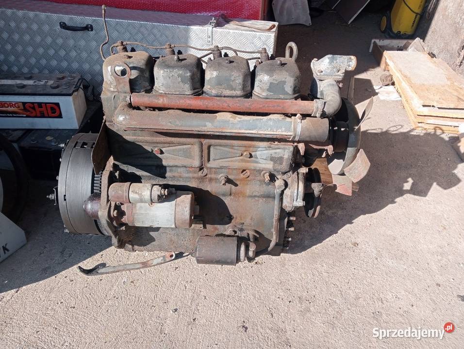 Silnik ursus c360 c4011 Silnik i osprzęt Pieszyce sprzedam