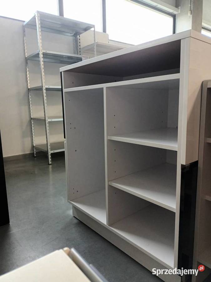 LADA CZARNO BIAŁA POEKSPOZYCYJNA POŁYSK Kraków