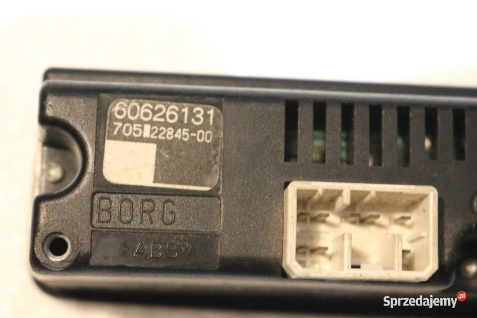 ALFA ROMEO 145 PRZEŁĄCZNIK AWARYJNYCH ZEGAREK Wyposażenie wnętrza Prochowice