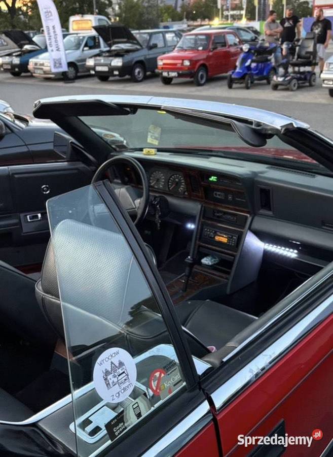 Chrysler Le Baron zarejestrowany jako samochód 2/3