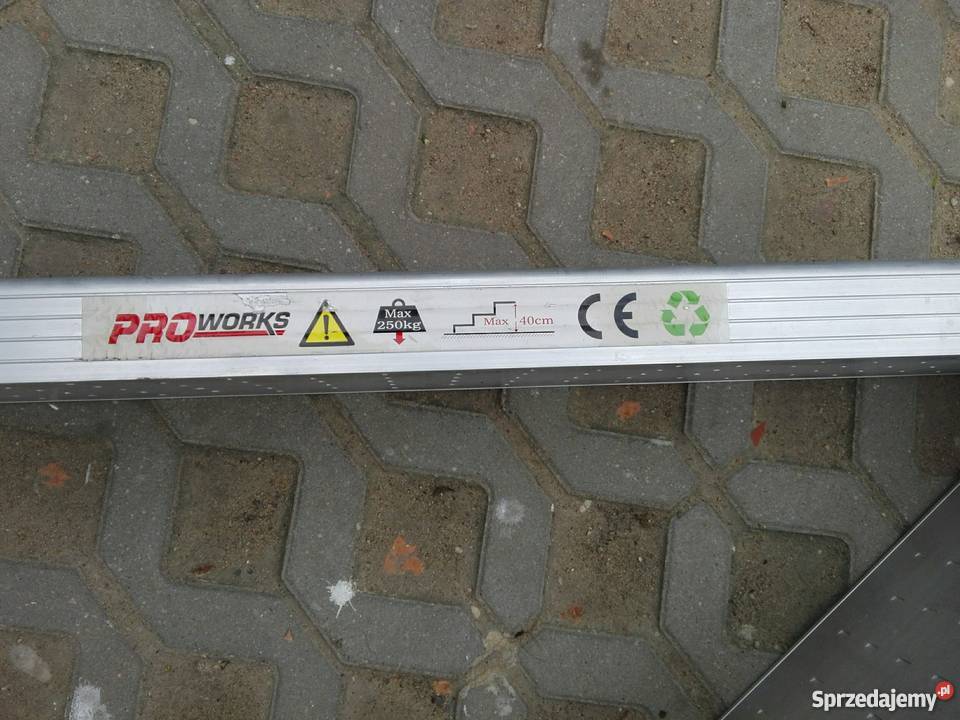 NAJAZD RAMPA MOTOCYKLOWA ROZKŁADANA udzwig 250 Giżycko